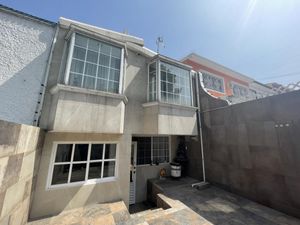 Casa en Venta en Viveros de la Loma Tlalnepantla de Baz