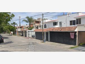 Casa en Venta en Jardines de La Patria Zapopan