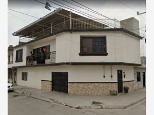 Casa en Venta en La Alianza Sector F Monterrey