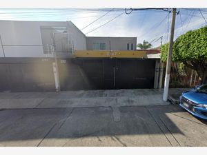 Casa en Venta en La Calma Zapopan