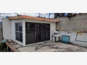 Casa en Venta en Darío Martínez II Sección Valle de Chalco Solidaridad