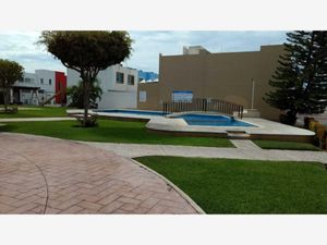 Casa en Venta en Puerta de Hierro Manzanillo