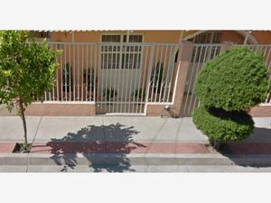 Casa en Venta en La Carmona León