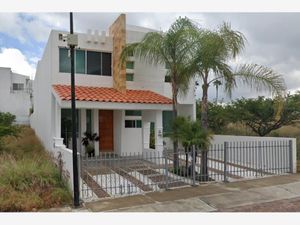 Casa en Venta en Cumbres del Lago Querétaro