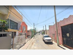 Casa en Venta en Santa Elena de la Cruz Guadalajara