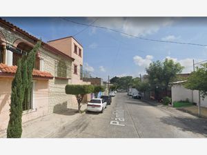 Casa en Venta en Lomas del Paraíso 1a. Sección Guadalajara