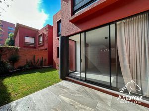 Casa en Renta en Residencial la Encomienda de la Noria Puebla