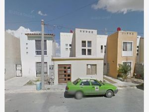 Casa en Venta en Los Amarantos Apodaca