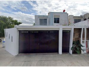 Casa en Venta en Diamante Paseos de Opichen Mérida