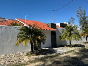 Casa en Venta en Lomas de Comanjilla León