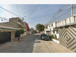 Casa en Venta en Jardines de Casa Nueva Ecatepec de Morelos