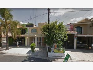Casa en Venta en Circunvalacion Oblatos Guadalajara