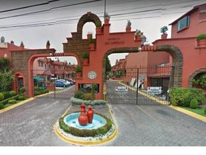 Casa en Venta en Santa Cruz del Monte Naucalpan de Juárez