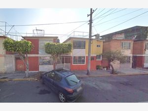 Casa en Venta en Valle de Aragón 3ra Sección Poniente Ecatepec de Morelos