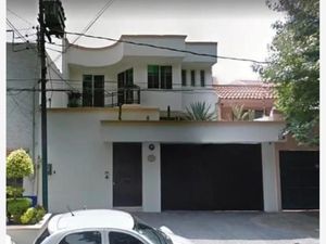 Casa en Venta en Del Carmen Coyoacán