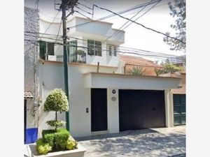 Casa en Venta en Del Carmen Coyoacán