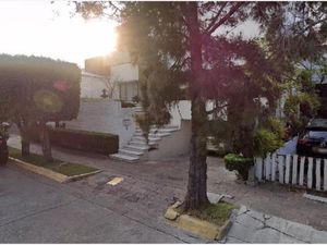 Casa en Venta en Parques de la Herradura Huixquilucan