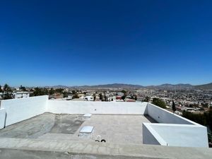 Casa en Venta en Lomas Las Huertas Tijuana