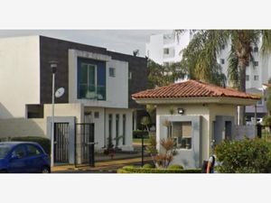 Casa en Venta en Real de Valdepeñas Zapopan