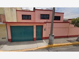 Casa en Venta en San Juan Ixtacala Tlalnepantla de Baz