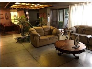 Casa en Venta en Lomas de Tecamachalco Naucalpan de Juárez