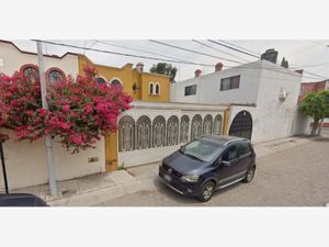 Casa en Venta en Santa Mónica 2a Sección Querétaro