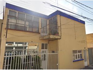 Departamento en Venta en Industrial Gustavo A. Madero