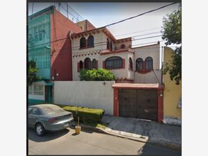 Casa en Venta en Claveria Azcapotzalco