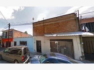 Casa en Venta en Los Olivos León