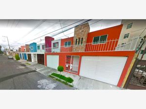 Casa en Venta en Los Pilares Puebla