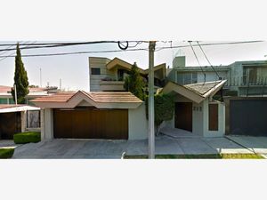 Casa en Venta en Lomas de Tecamachalco Naucalpan de Juárez