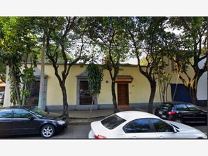 Casa en Venta en Del Carmen Coyoacán