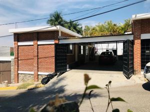 Casa en Venta en Burgos Temixco