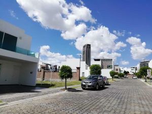 Casa en Venta en Angelopolis Puebla