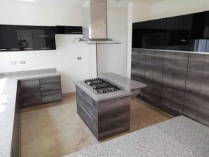 Casa en Venta en Angelopolis Puebla