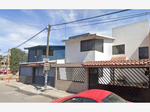 Casa en Venta en Galaxias de San Lorenzo Toluca