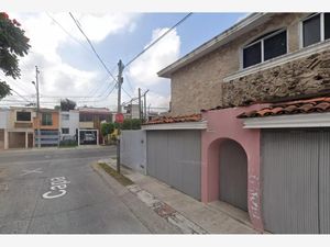 Casa en Venta en Hacienda Del Tepeyac Zapopan