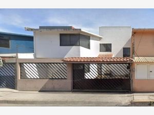 Casa en Venta en Galaxias de San Lorenzo Toluca