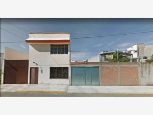 Casa en Venta en Unidad Satélite Magisterial Puebla