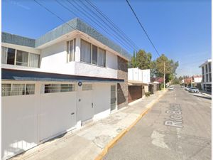 Casa en Venta en Jardines de San Manuel Puebla