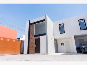 Casa en Venta en Lomas de San Juan Cuautlancingo