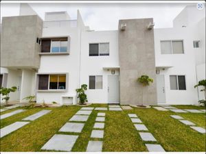 Casa en Venta en Natura Playa del Carmen Solidaridad