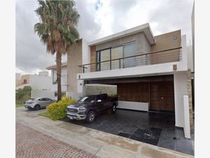 Casa en Venta en Cumbres del Lago Querétaro