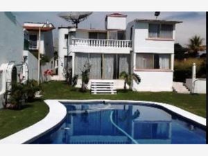 Casa en Venta en Lomas de Cocoyoc Atlatlahucan