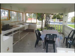 Casa en Venta en Lomas de Cocoyoc Atlatlahucan