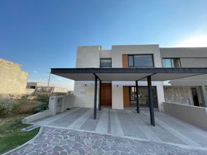 Casa en Venta en Altozano el Nuevo Querétaro Querétaro