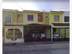 Casa en Venta en Parques Del Nilo Guadalajara