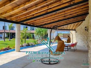 Casa en Venta en Real Santa Fe Xochitepec