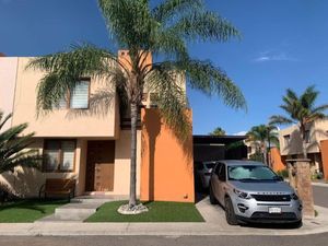 Casa en Venta en Puerta Real Corregidora