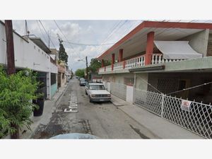 Casa en Venta en Valle de Santa Lucía (Granja Sanitaria) Monterrey